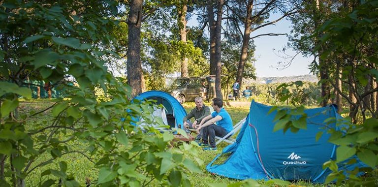 Emplacement nature pour tentes et camping-car à Aubagne et Marseille